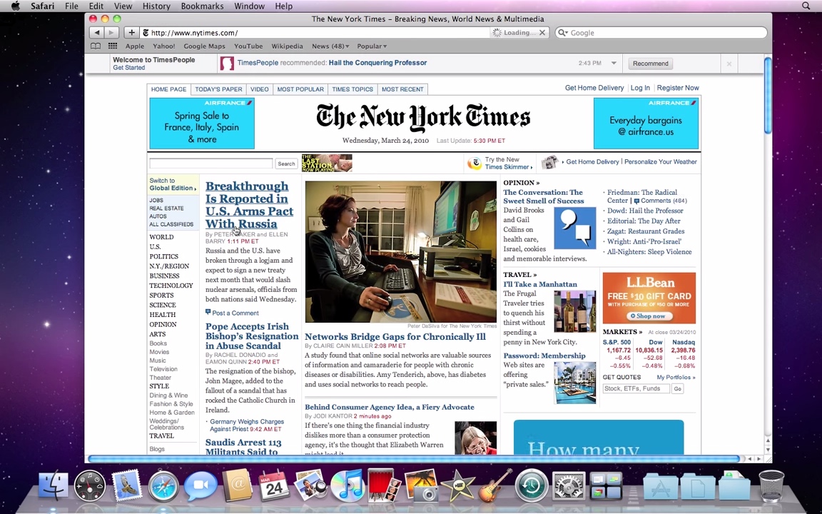 Mac OS X 10.6 Snow Leopard Safari Browser with NY Times Website (2009)